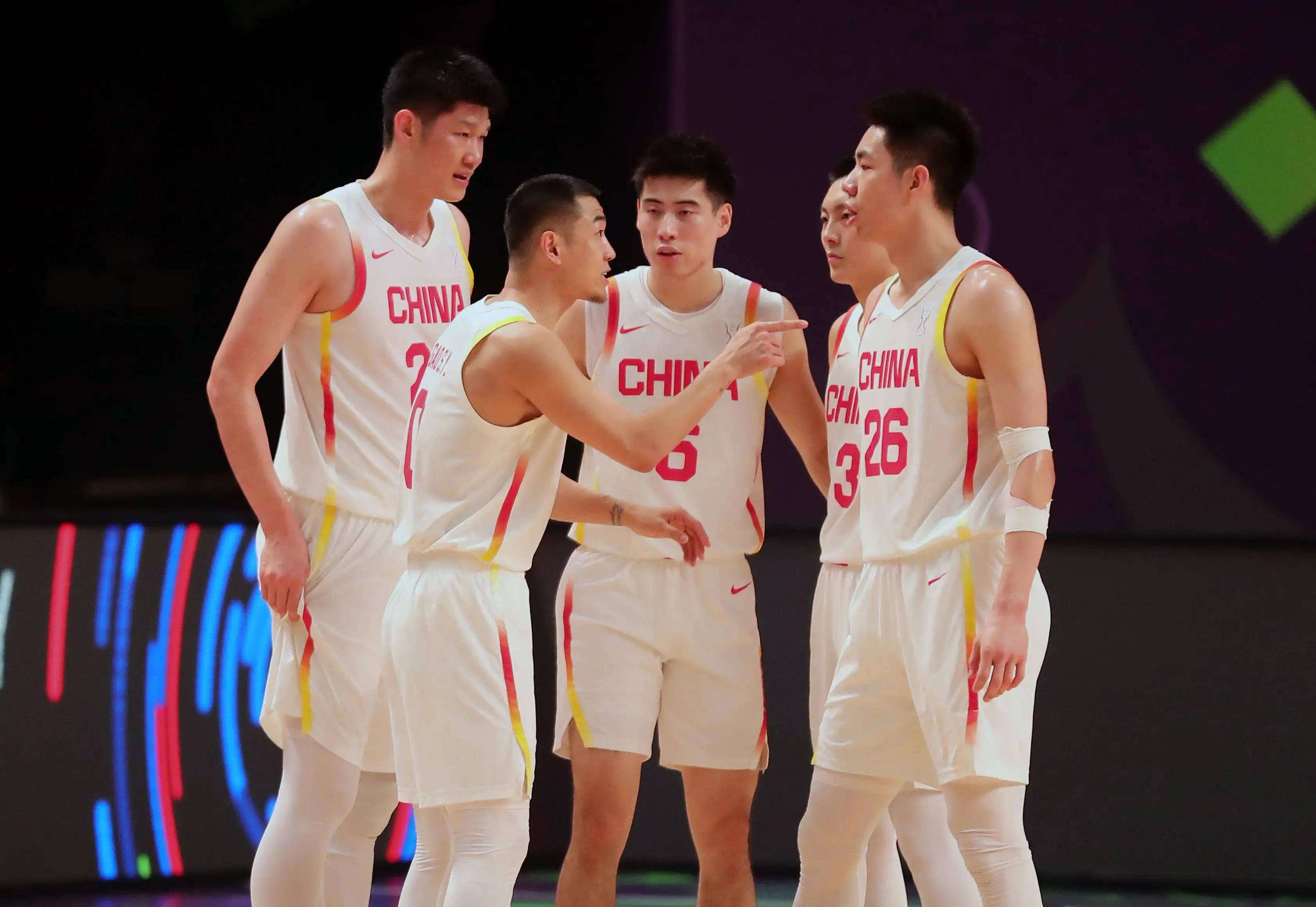 乐竞体育下载 -关于清晨俄克拉荷马雷霆调整名单以备CBA季后赛，主帅复盘环节打磨，信心回归，赛程密集仍需轮换的信息