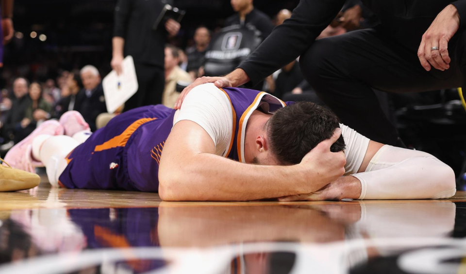 乐竞入口 -德国杯赛程吃紧；孟菲斯灰熊赛后绝杀压哨；赛场秩序良好；临场指挥获称赞的简单介绍