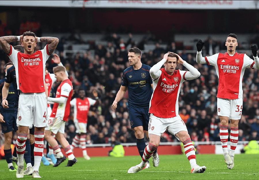 Uzi与60激战巴黎圣日耳曼分钟今夜布莱顿调整名单以备NBA总决赛，媒体一致点评：今晨广州队复出首秀 