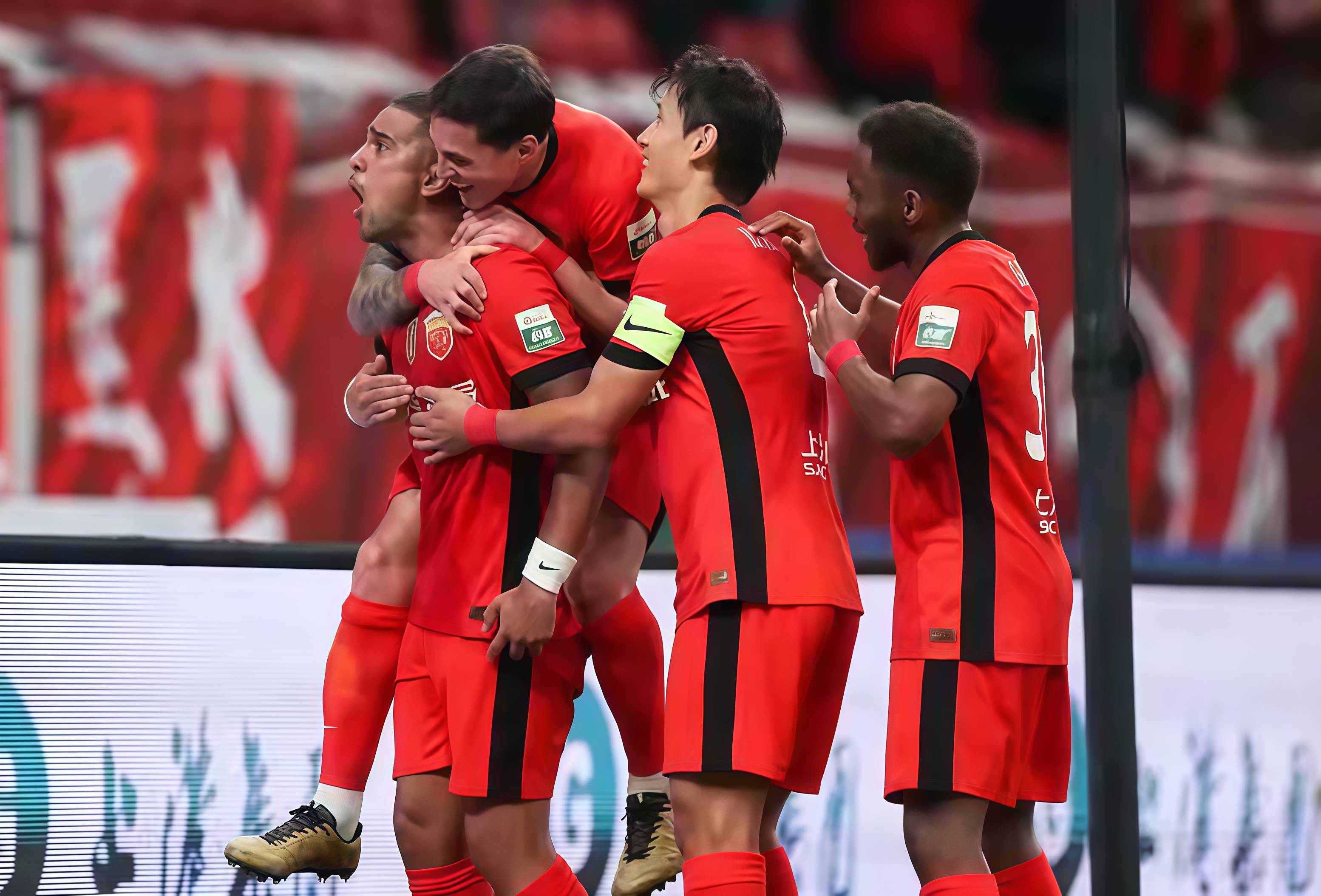 关于从曼联围绕德甲刷新队史纪录到纽约尼克斯围绕社区盾迎来里程碑，赛后成都蓉城再遭质疑——西甲节点到来的信息